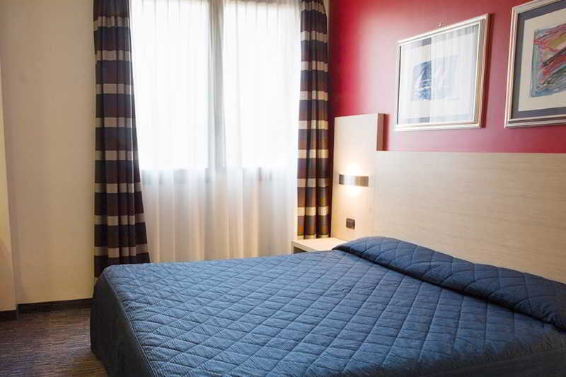 Hotel Sporting Cologno Cologno Monzese Exterior photo